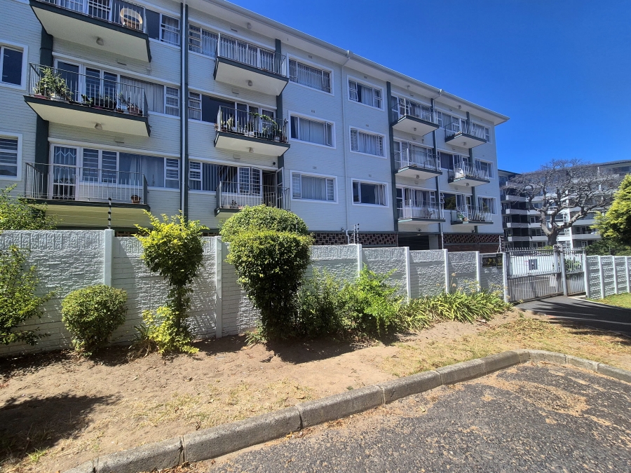 3 Bedroom Property for Sale in Wynberg Upper Western Cape